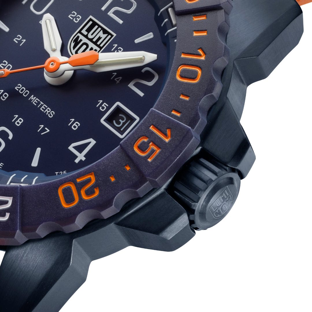 Luminox Navy Seal Chronograph XS.3597, 45 mm Carbonox-behuizing, 20 ATM, groene wijzerplaat, zwarte rubberen band, Zwitsers kwartsuurwerk Luminox Navy Seal Chronograph XS.3597, 45 mm Carbonox-behuizing, 20 ATM, groene wijzerplaat, zwarte rubberen band, Zwitsers kwartsuurwerk